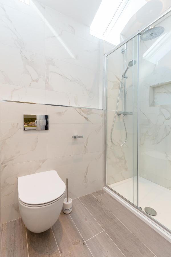 Bective Stud Apartments Наван Екстер'єр фото